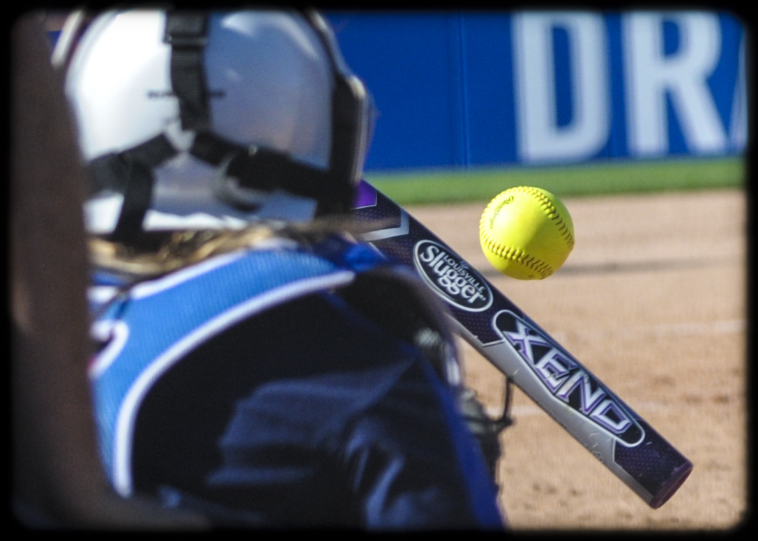 DMACC softball team pushes winning streak to 24 games by sweeping doubleheader against NECC