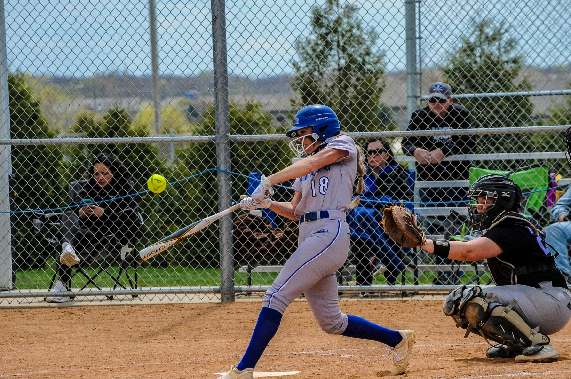 DMACC softball team sweeps four games from IWCC