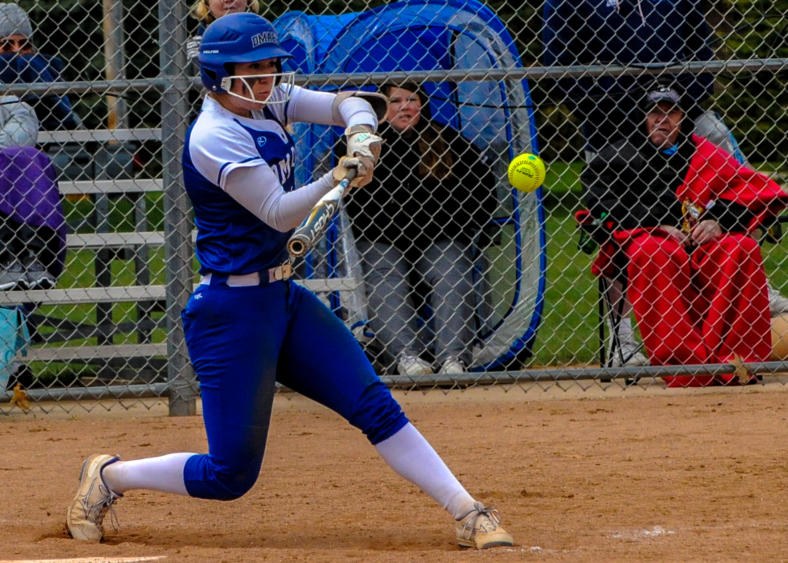 DMACC softball team takes doubleheader from Allen