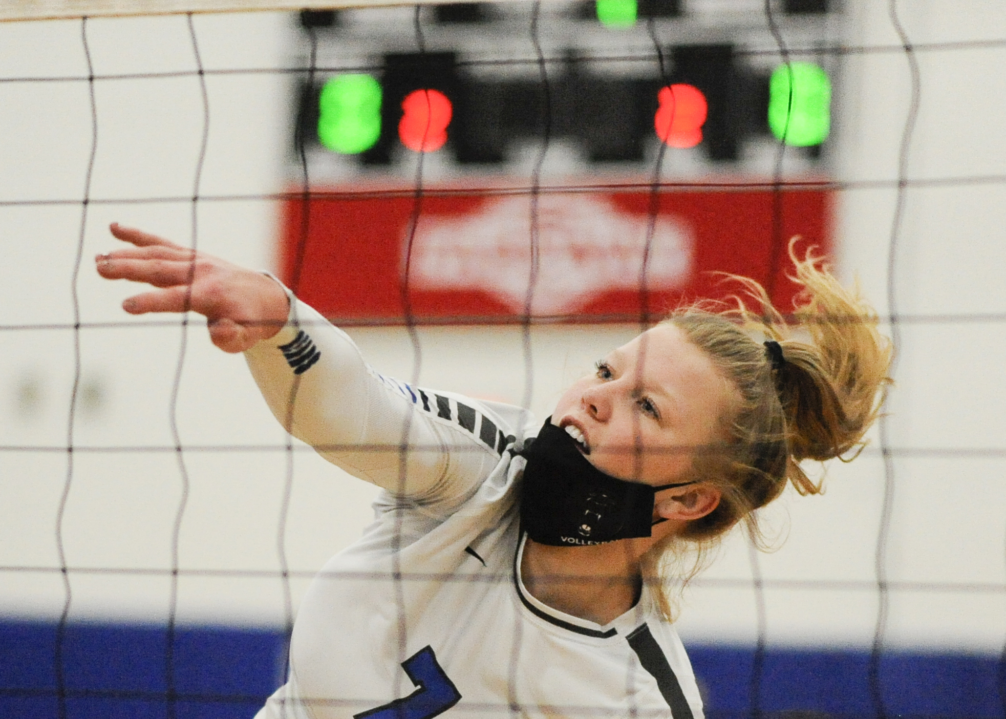 DMACC volleyball team gets by SWCC, 3-0