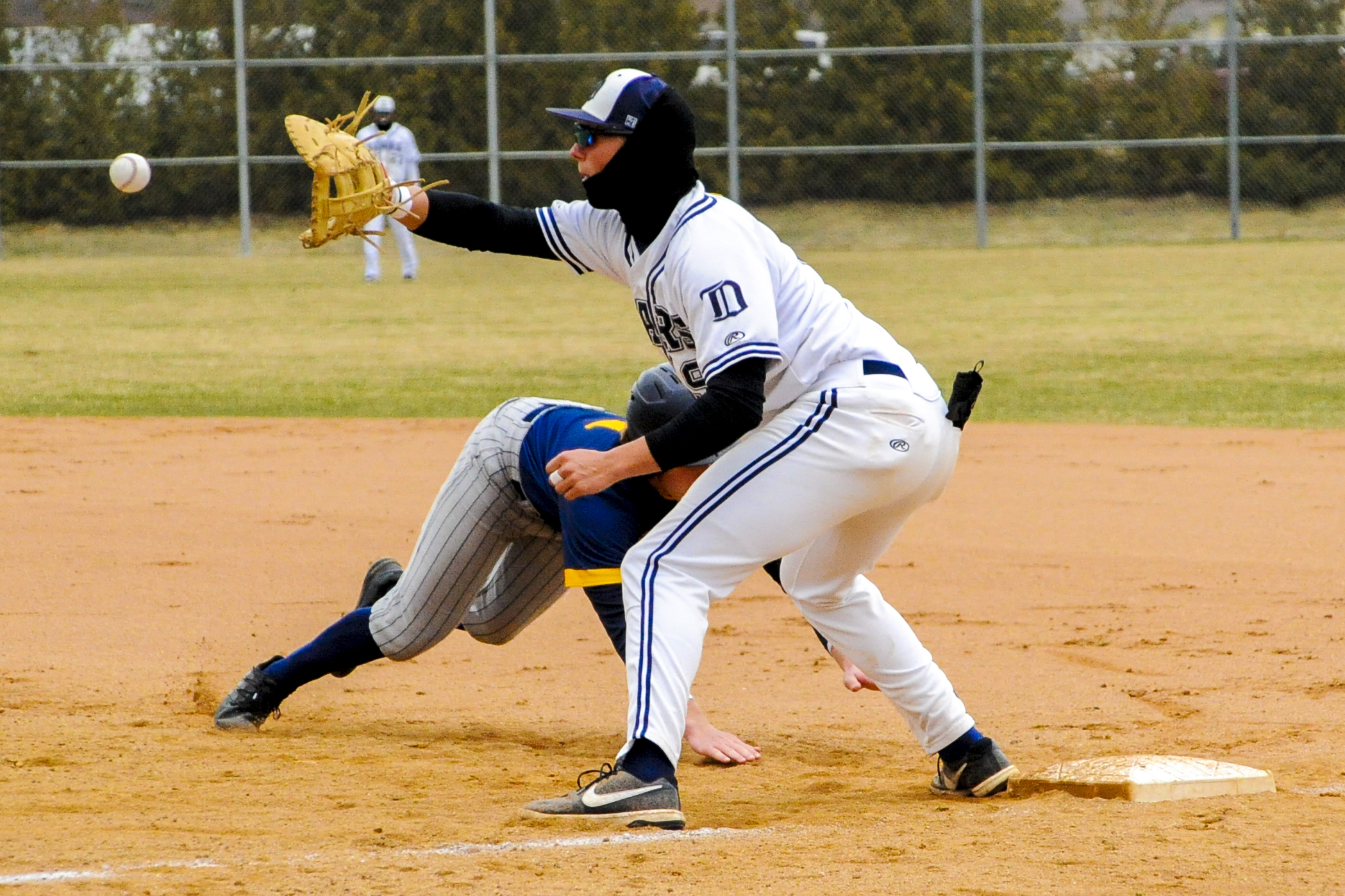 DMACC baseball team drops two of three games against ICCC