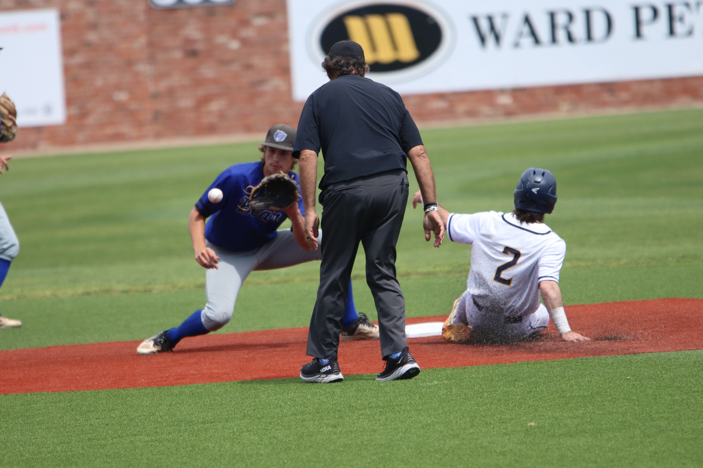 DMACC baseball team takes 10-0 decision from Westchester CC in World Series