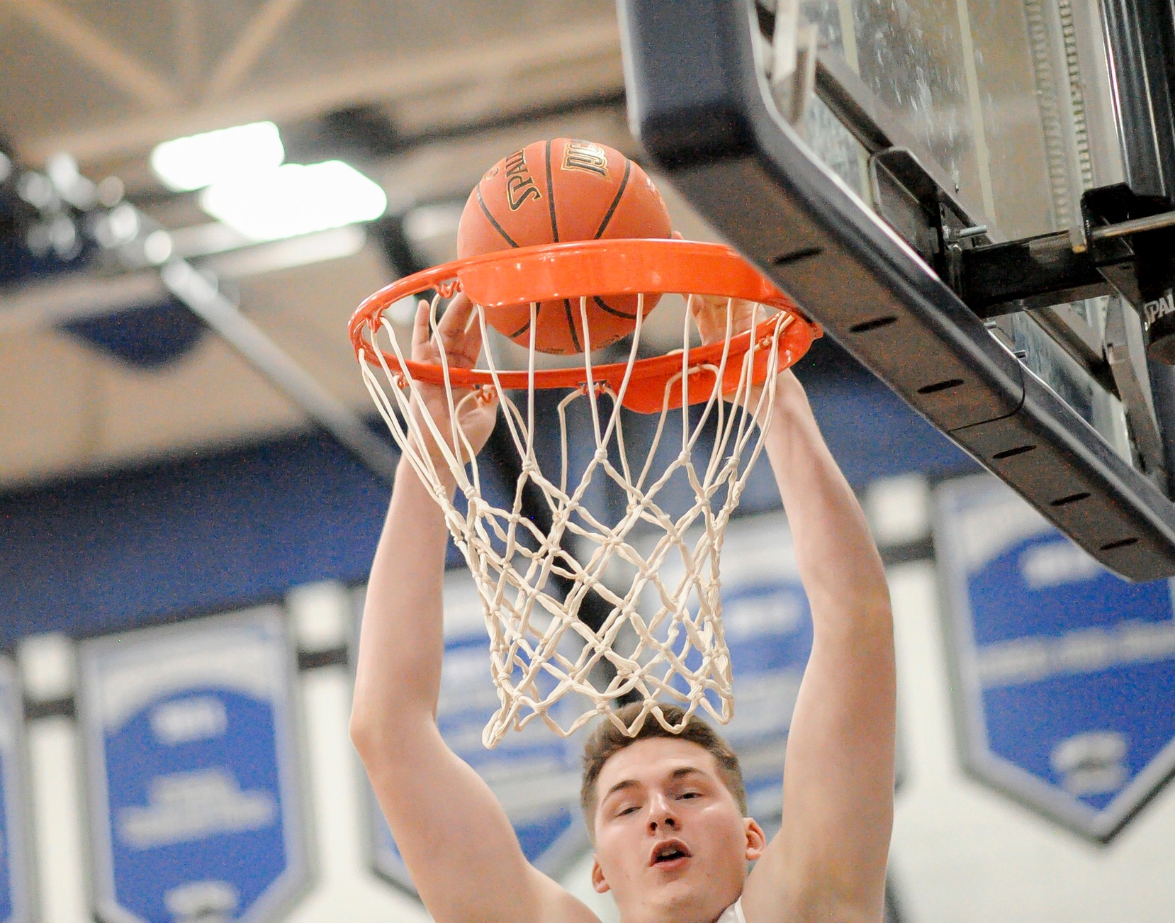 DMACC men's basketball team tops ICCC for tenth straight win
