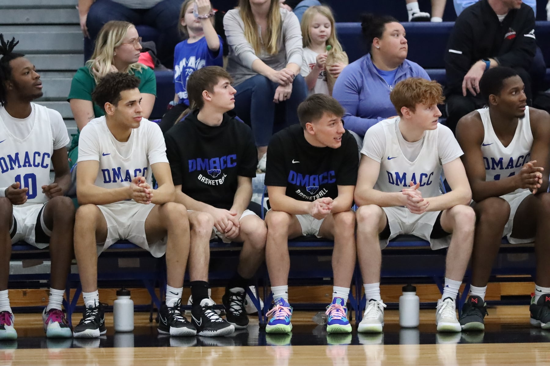 Graves scores 31 points to lead DMACC men's basketball team past NIACC, 115-79