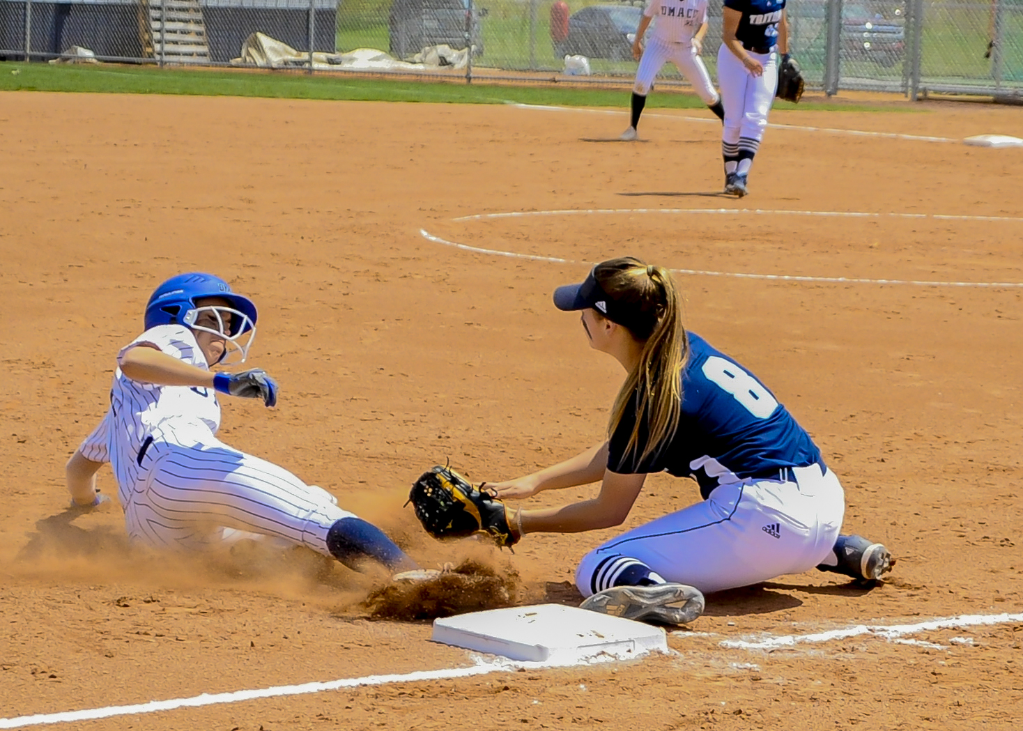 DMACC softball team beats ICCC and SWCC; clinches third consecutive ICCAC championship