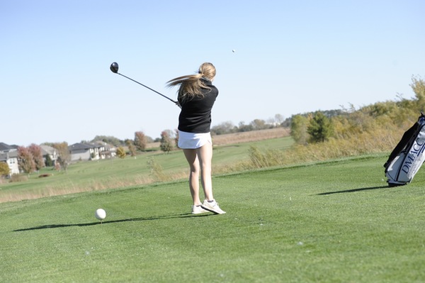 DMACC women's golf team finishes third in Simpson Invite
