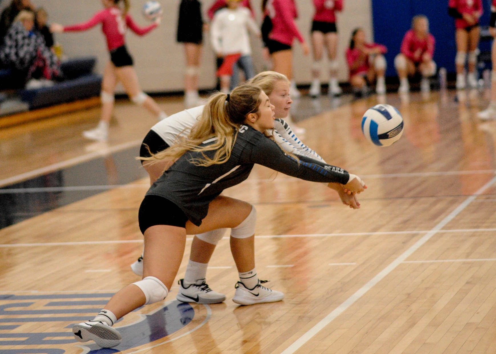 Dilsaver leads DMACC volleyball team past SECC, 3-1