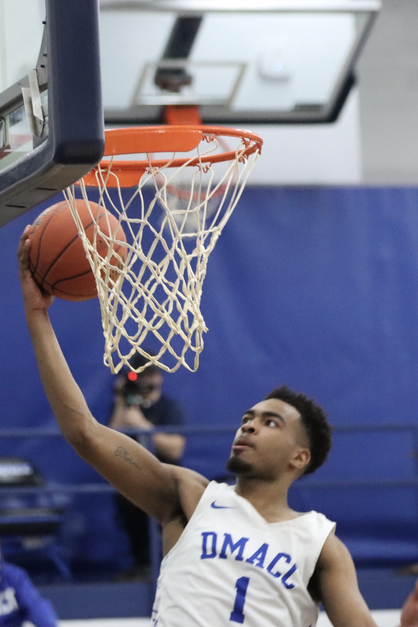 DMACC men's basketball team escapes with 74-69 win at NECC