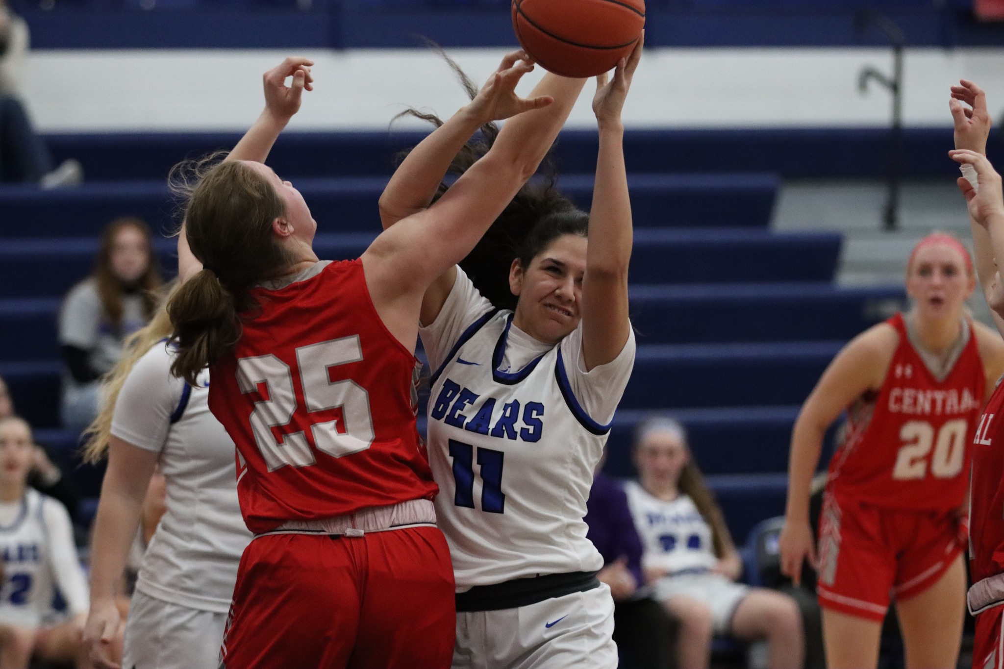 DMACC women's basketball team romps to 80-37 win over Central College JV